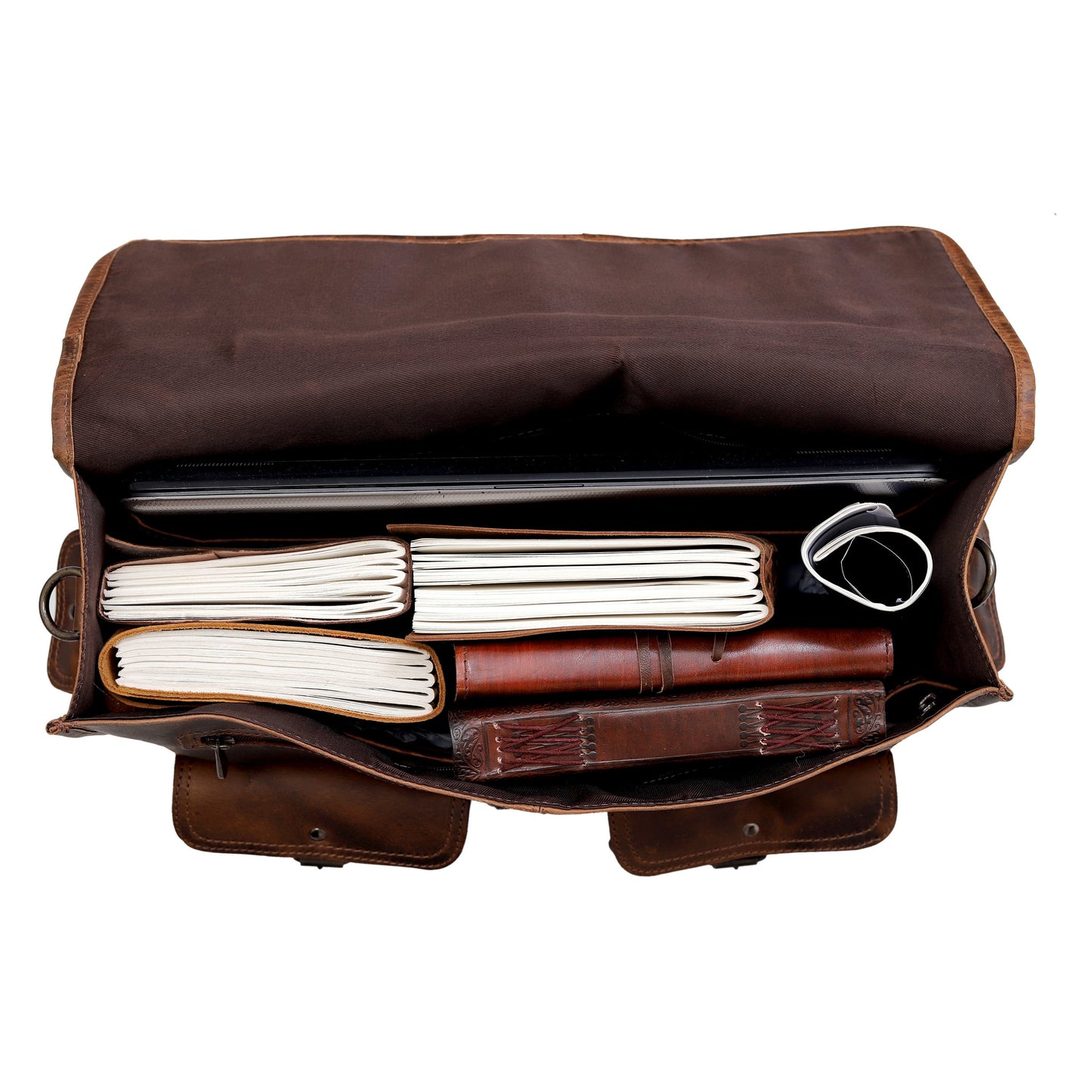 FINE LEATHER MESSENGER BAG