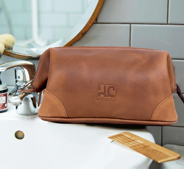 Derby Unisex Tan Leather Toiletry Bag