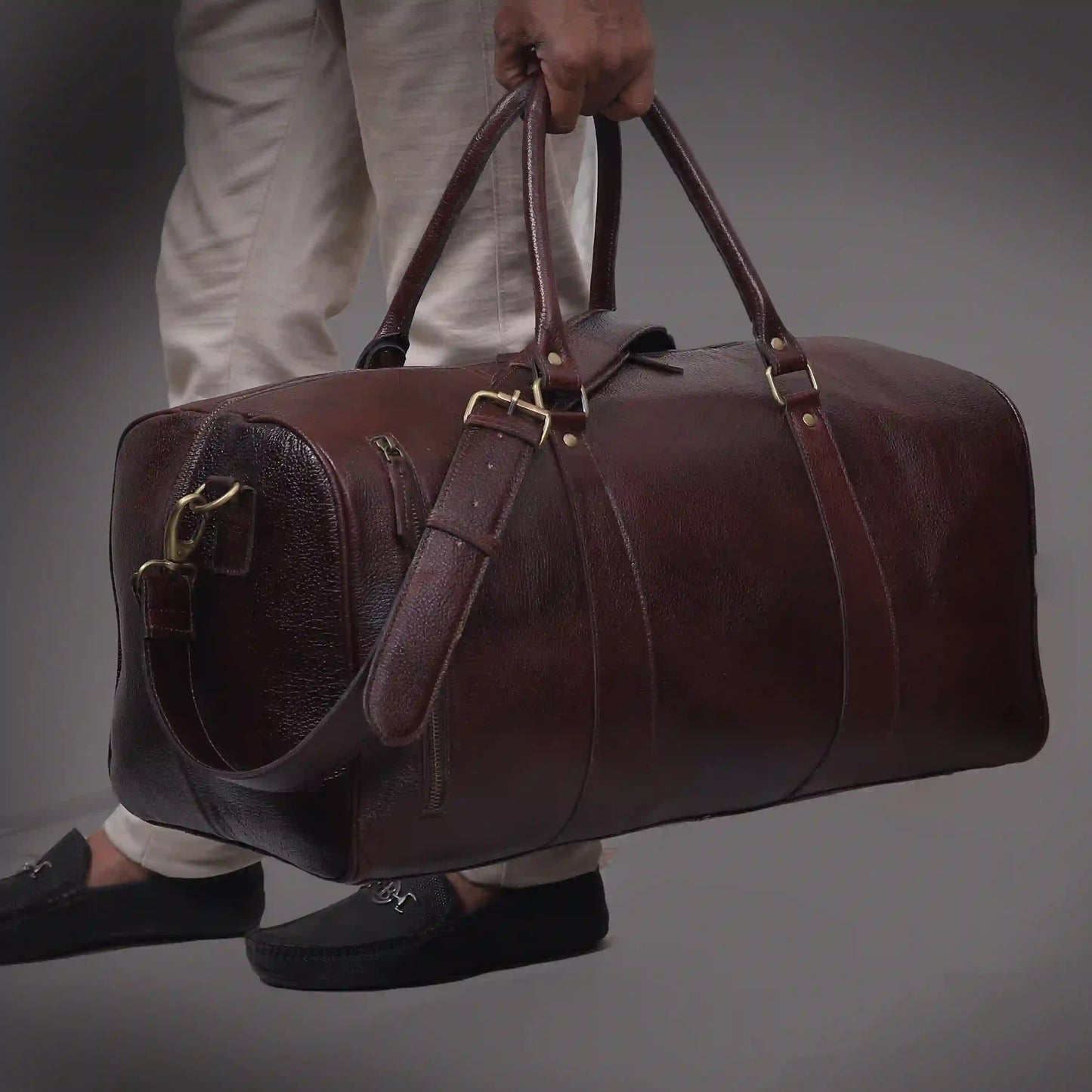 PENNSYLVANIA LEATHER DUFFEL WEEKENDER BAG