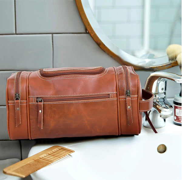 Lincoln Unisex Tan Leather Toiletry Bag